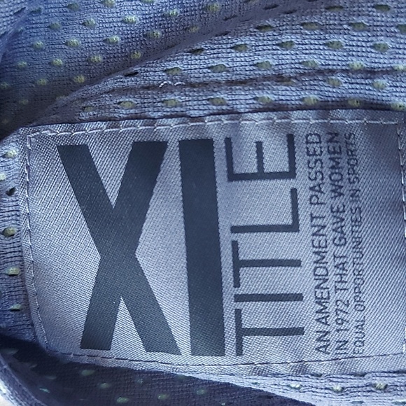 Adidas hooded pullover/tunic - Picture 10 of 11